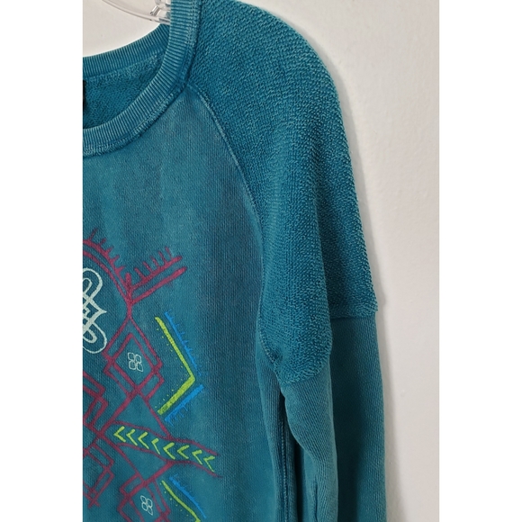 INSIGHT turq tribal decal washed-out sweatshirt 2 - Picture 3 of 5